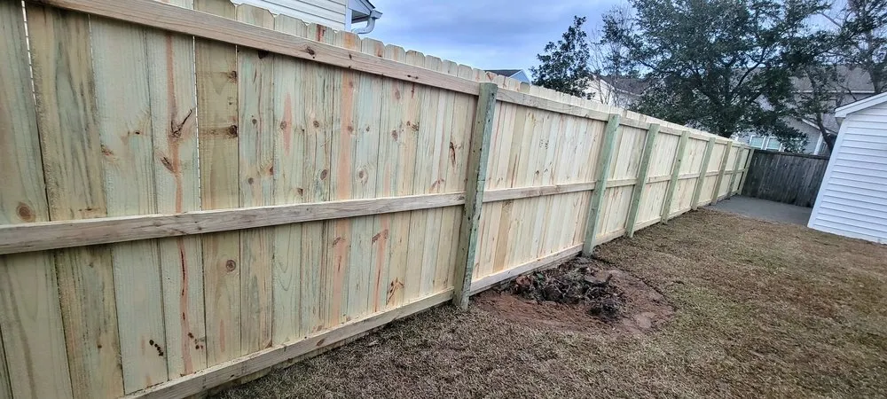 Reliable yard cleanup service for beautiful yards across Goose Creek, SC - D&E Landscapes