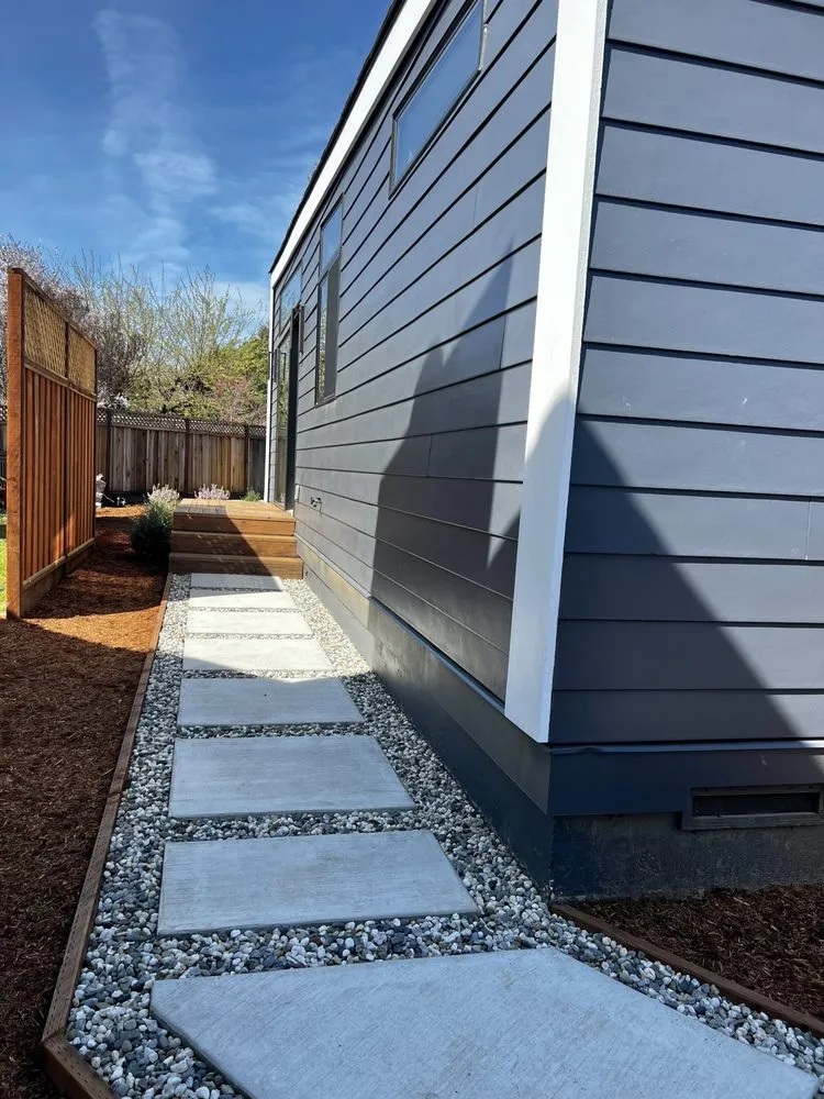 Affordable yard maintenance in Gilroy, CA by D&E Landscaping and Concrete