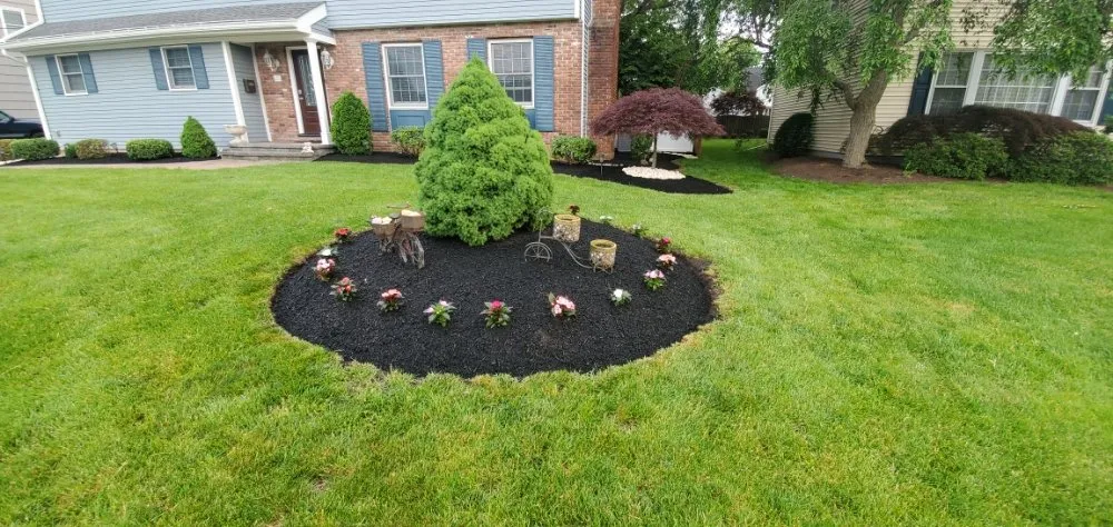 Reliable yard cleanup service for residential properties in Somerville, NJ by D&E Landscaping