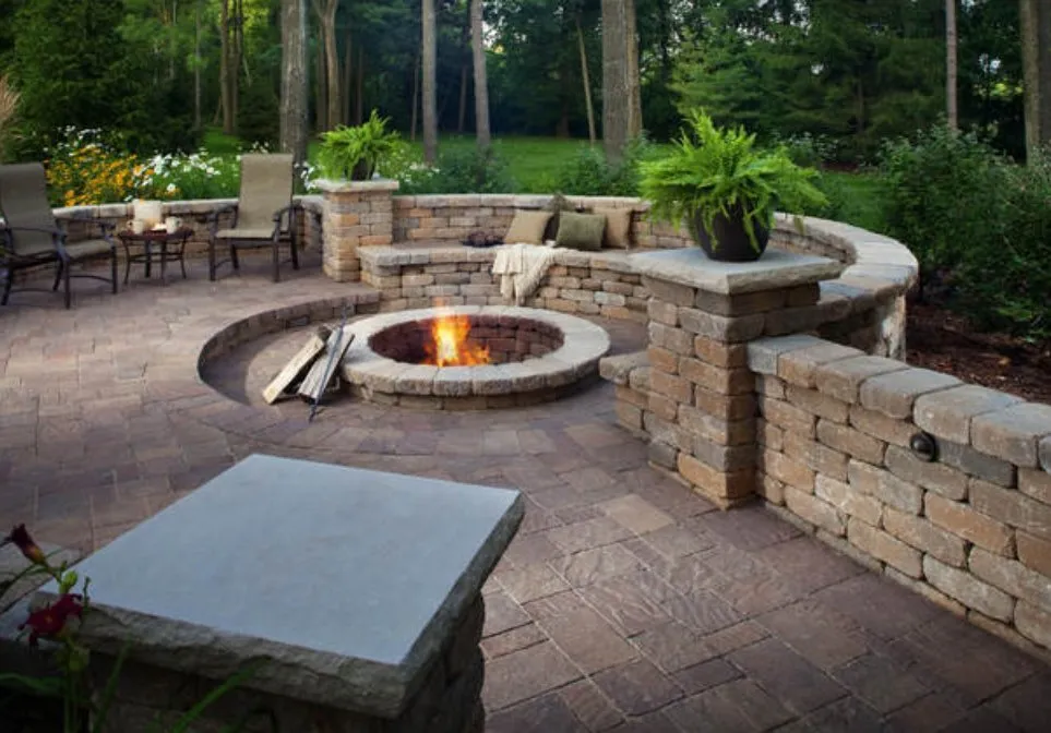 Custom landscaping services in Covington, LA - De León & Company