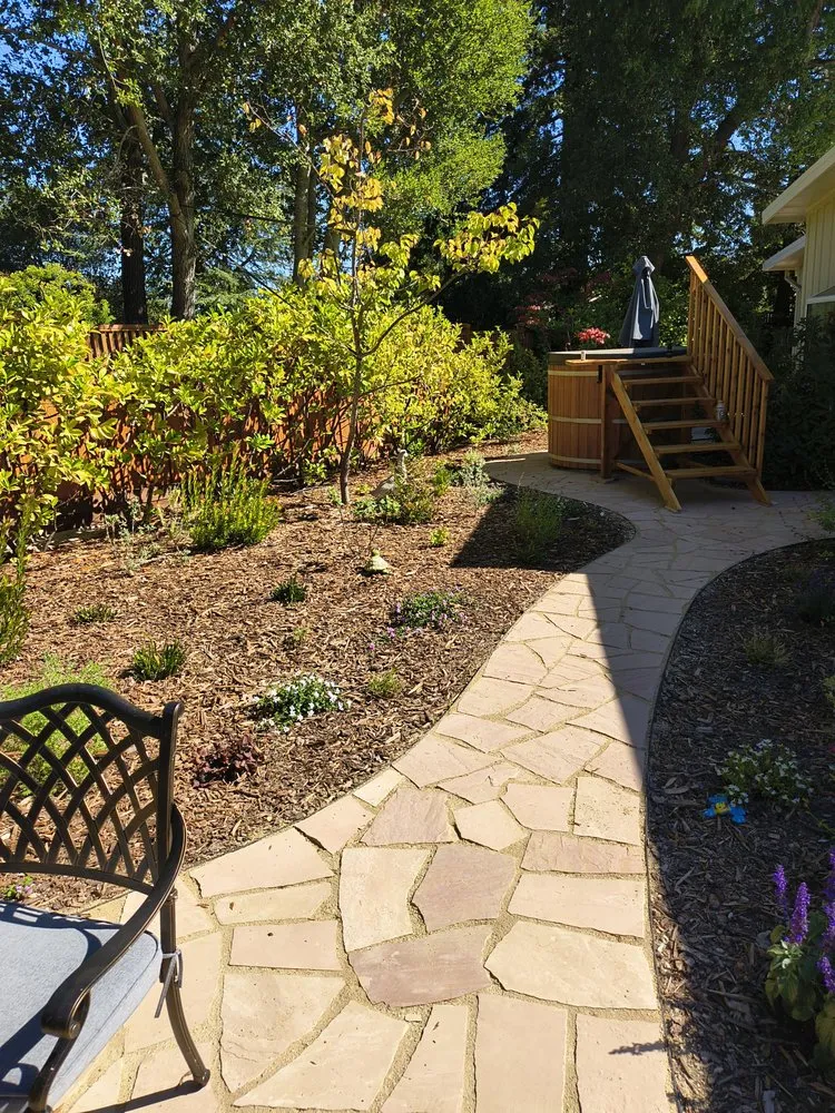 Trusted landscape design experts serving East Palo Alto, CA - De Leon Landscaping Creations