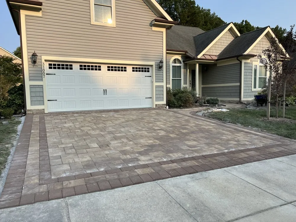 Affordable yard cleanup service for year-round maintenance in Dagsboro, DE by De Leon Landscaping