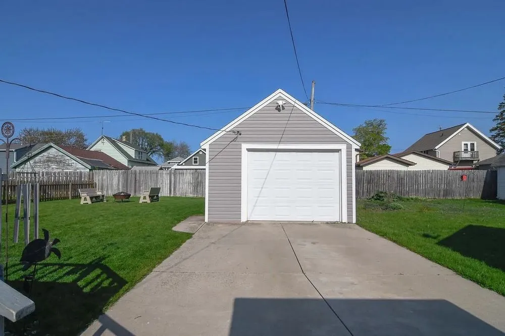 Reliable landscaping services in Appleton, WI - De Leon's All-Season Services