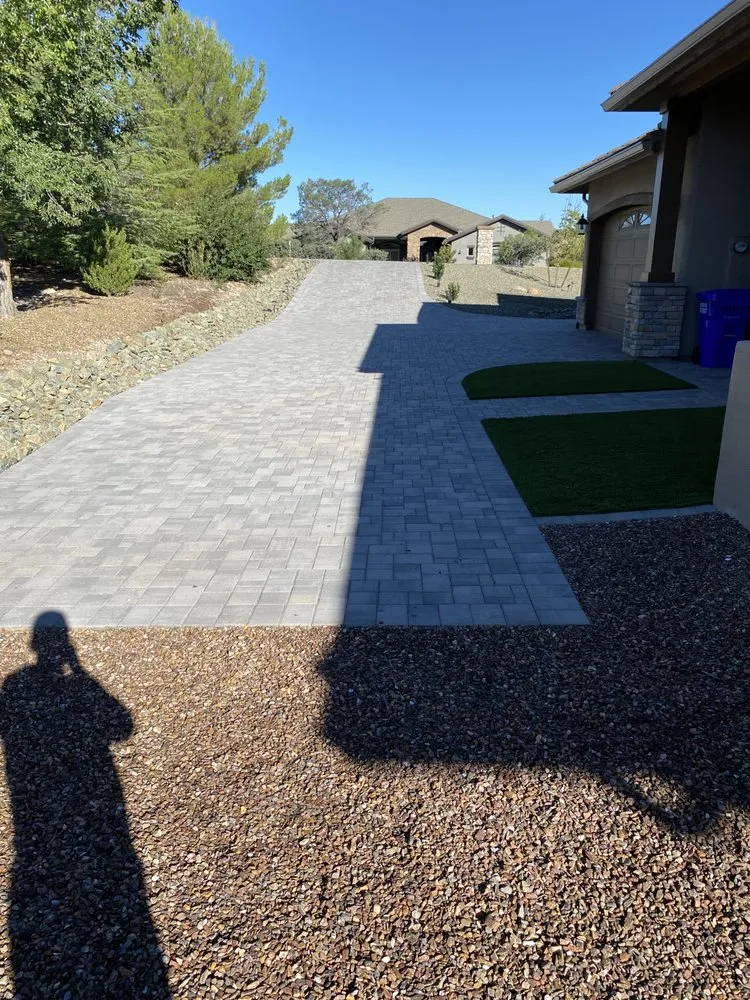 Custom yard cleanup service in Prescott Valley, AZ by De Los Santos Landscaping