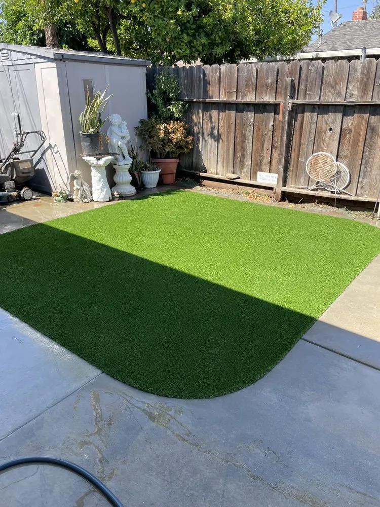 Reliable lawn care service in San Jose, CA by De Luna Landscaping