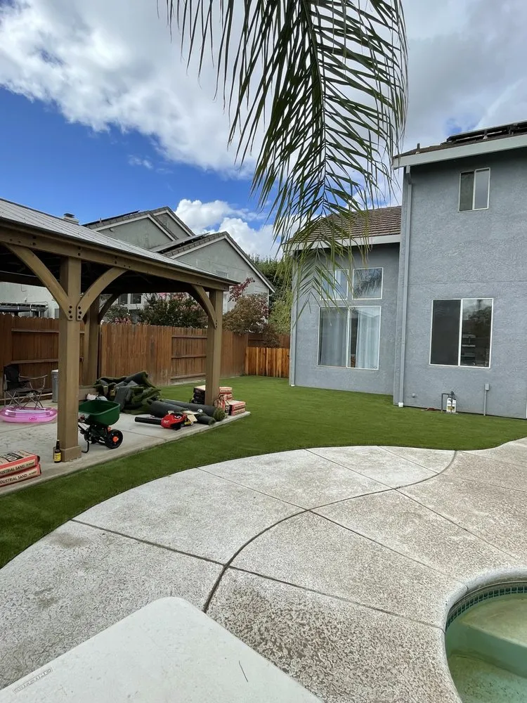 Affordable lawn care service for beautiful yards in San Jose, CA by De Luna Landscaping