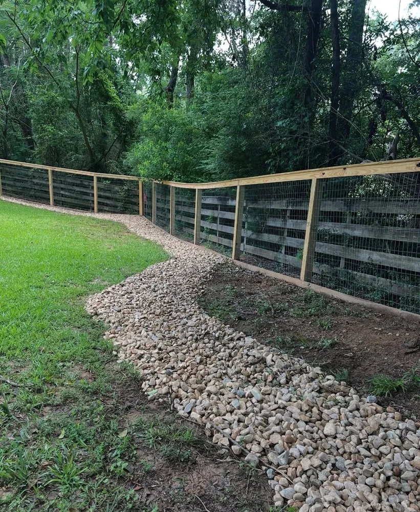 Professional landscape design for beautiful yards across Carthage, TX - De Luna's Lawn Care