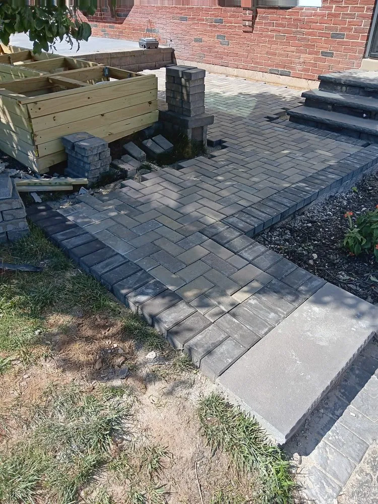 Local yard maintenance in New Castle, DE - DE Masonry & Landscape