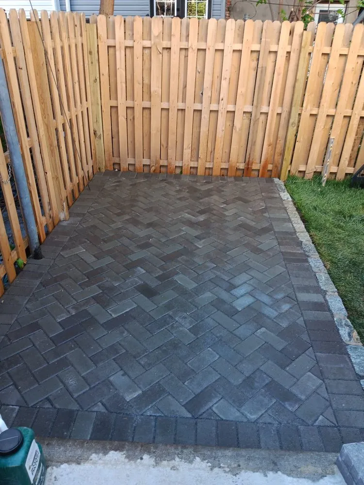 Expert yard cleanup service experts serving New Castle, DE - DE Masonry & Landscape