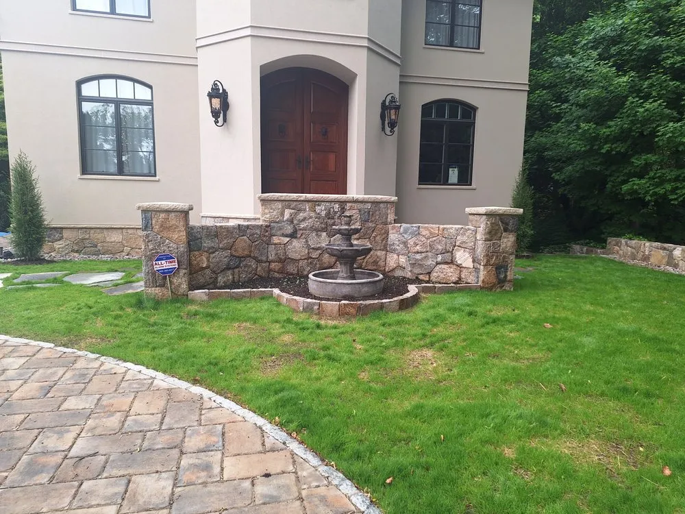 Local yard maintenance in Stamford, CT - De Masonry & Landscaping