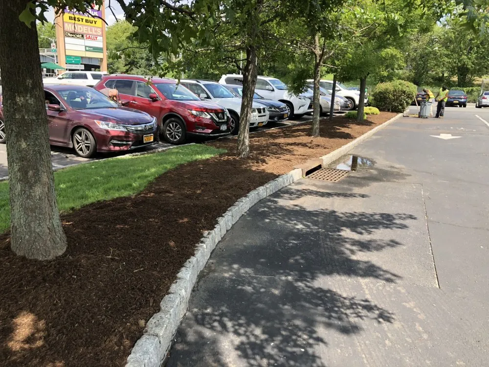 Local lawn care service in Brooklyn, NY by De Santo Landscaping & Irrigation