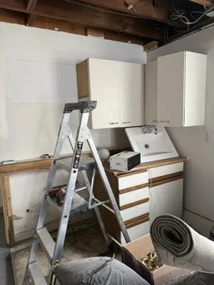 De Silva And Sons Handyman LLC