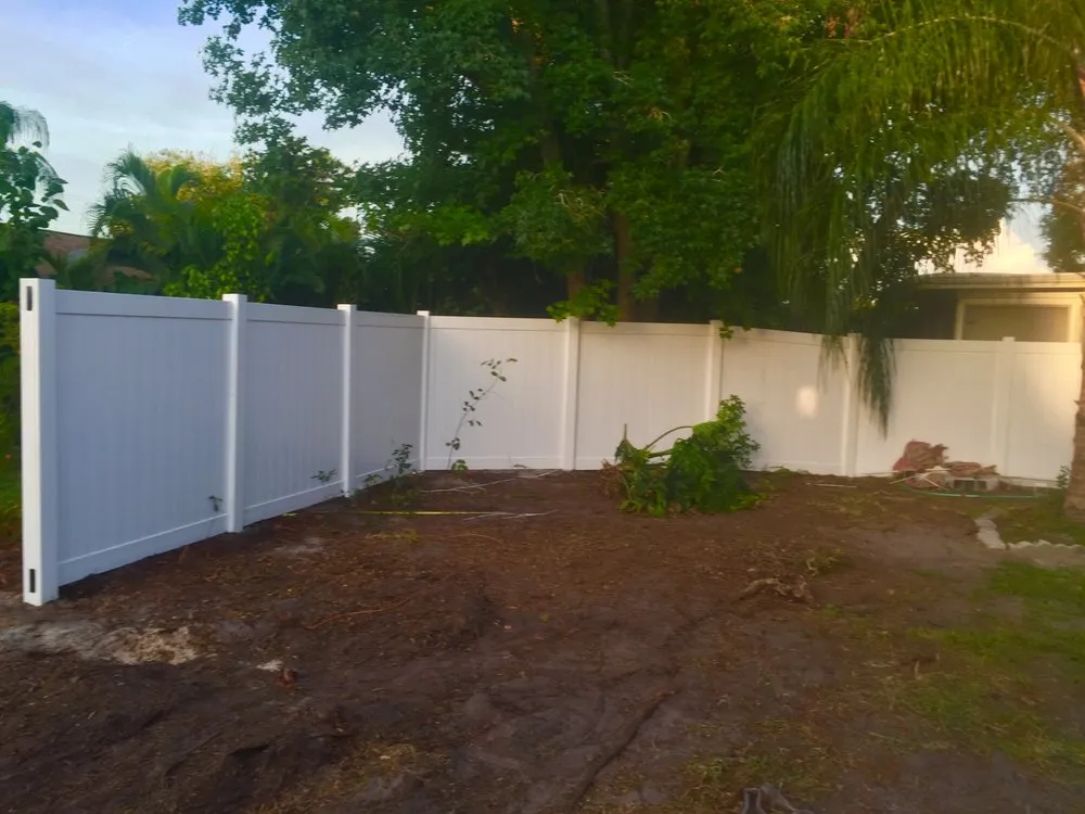 Trusted residential landscaping experts serving Dale City, VA - Deadwood Fencing And Landscaping