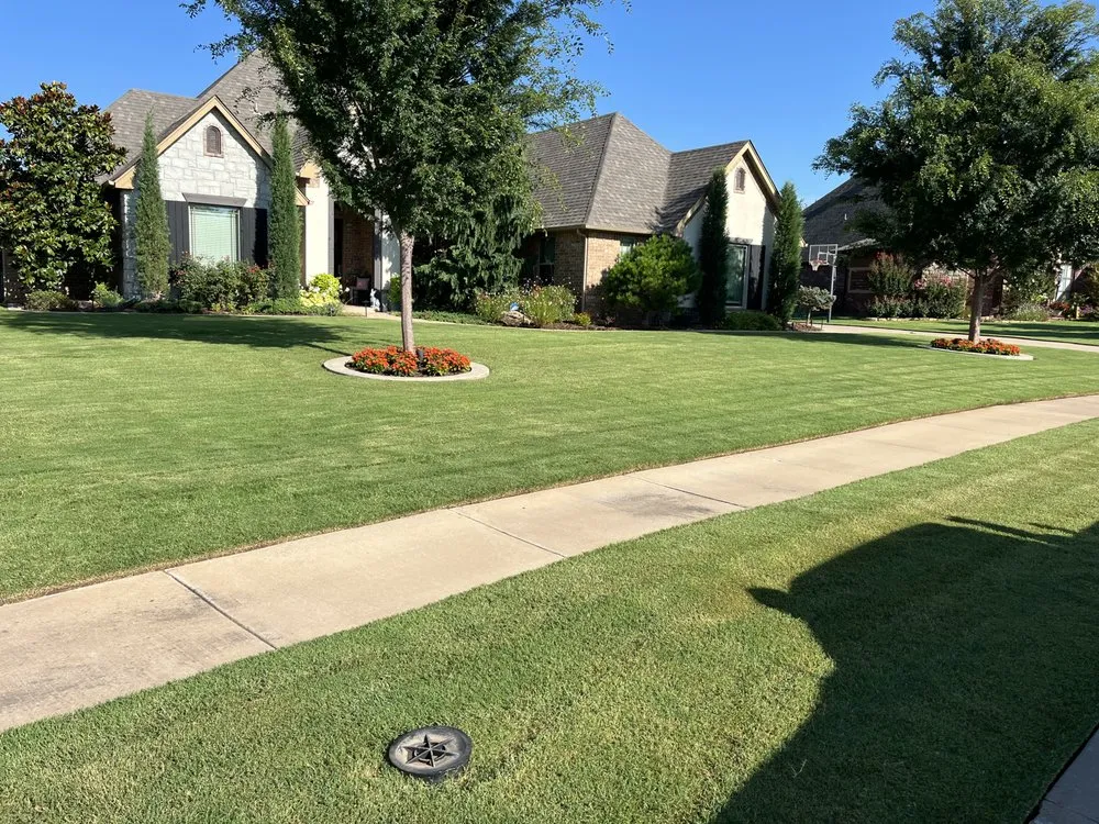 Top-rated residential landscaping in Oklahoma City, OK - Deadwood