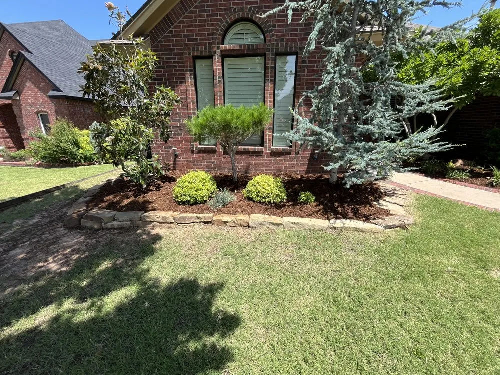 Top-rated yard cleanup service with custom design in Oklahoma City, OK by Deadwood