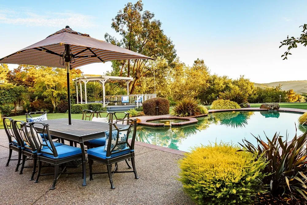 Custom garden landscaping in Concord, CA by Deal Stack Landscaping Concord