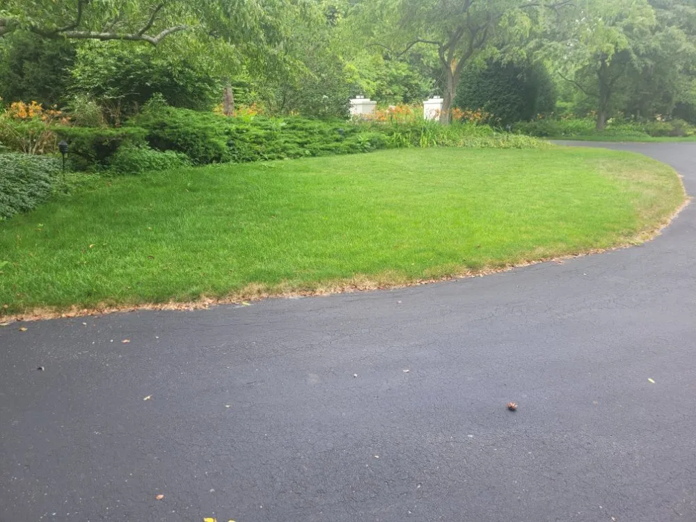 Affordable garden landscaping for beautiful yards in Milwaukee, WI by Deam Green