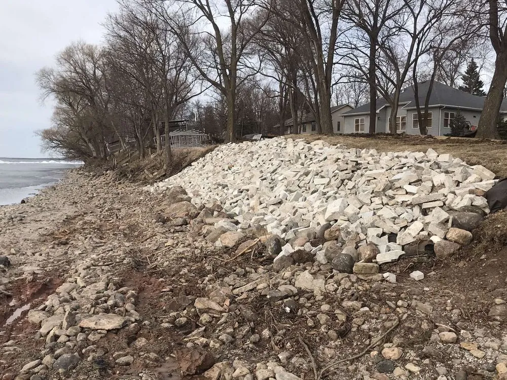 Expert landscape installation in Rosendale, WI by Dean Builders