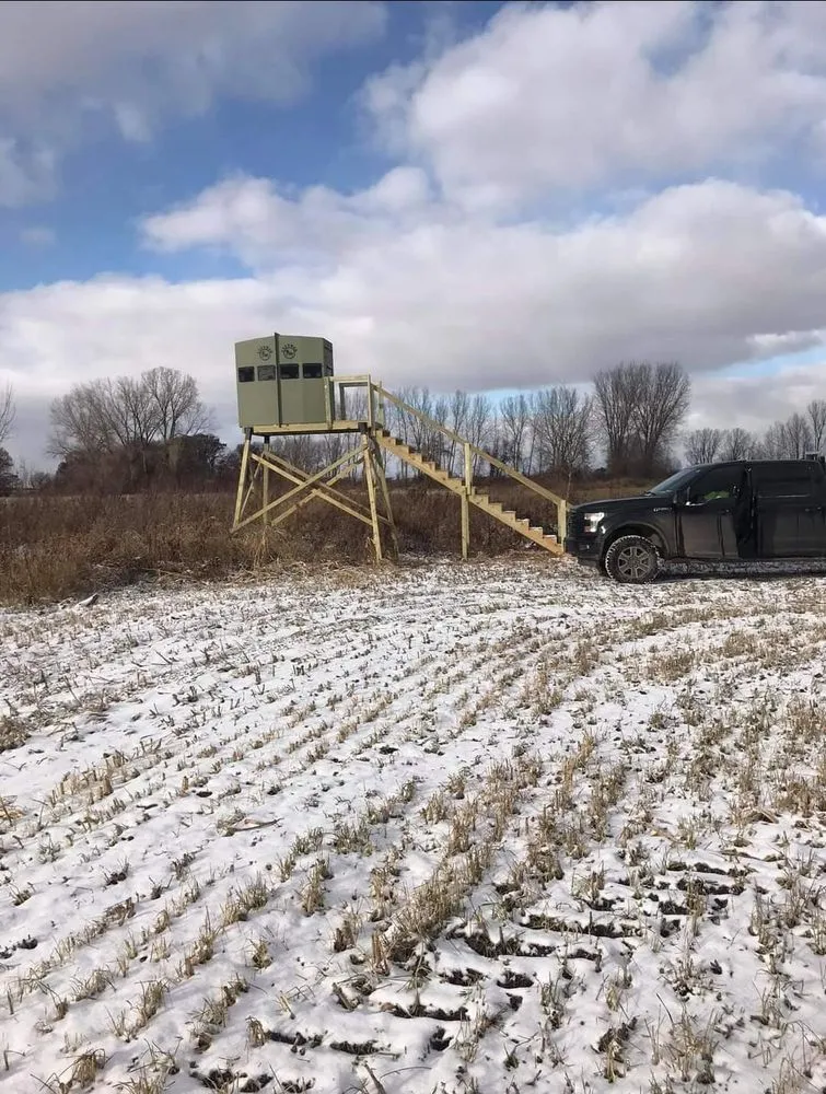 Expert yard maintenance for year-round maintenance in Rosendale, WI by Dean Builders