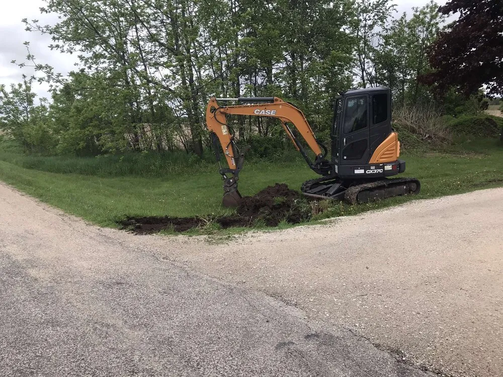 Affordable outdoor landscaping in Rosendale, WI by Dean Builders