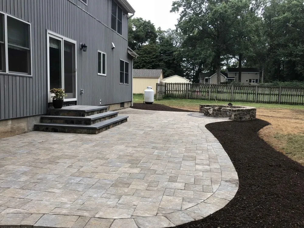 Top-rated garden landscaping for year-round maintenance across Mendham, NJ - DeAndrea Land & Stone