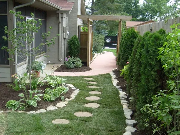 Local residential landscaping experts serving Xenia, OH - Dean's Landscaping