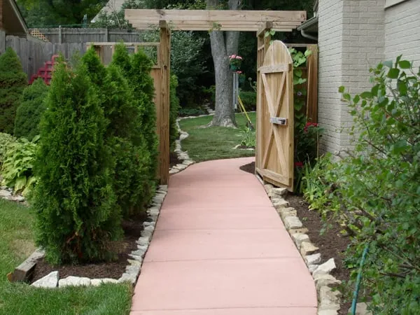 Professional lawn care service in Xenia, OH by Dean's Landscaping