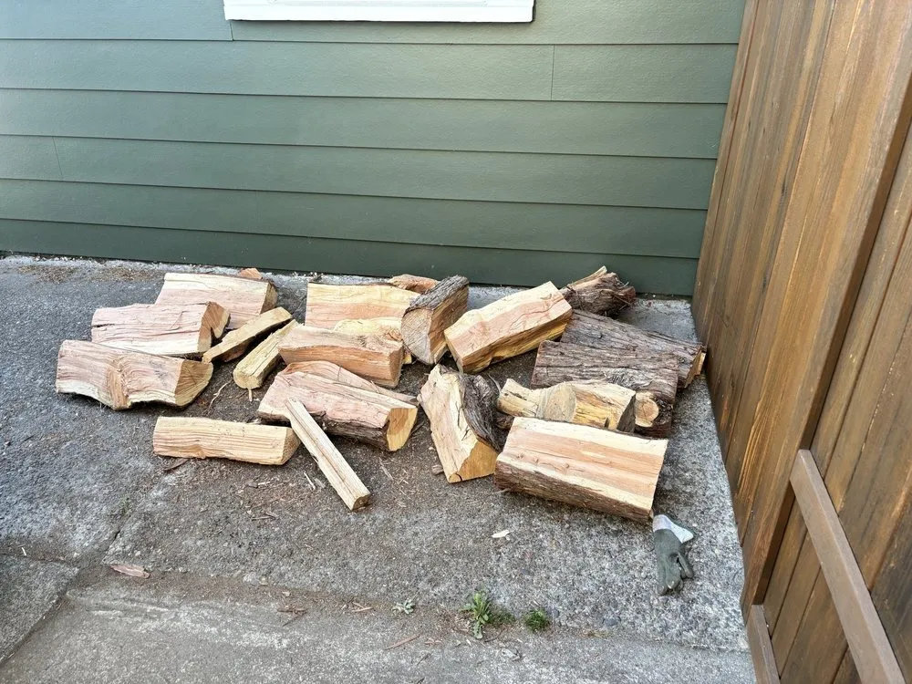 Reliable yard maintenance for year-round maintenance in Portland, OR by Dean's Residential