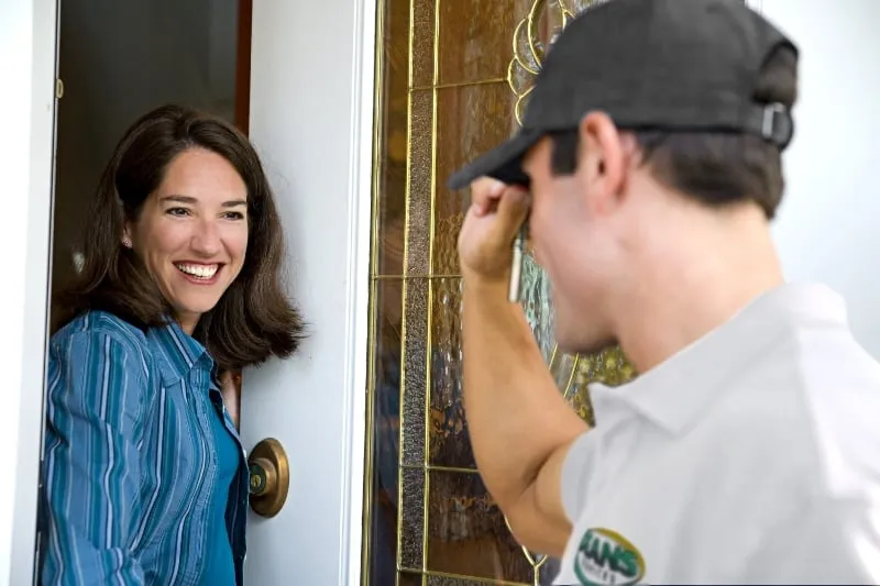 Expert yard maintenance in Leesburg, FL by Dean's Services