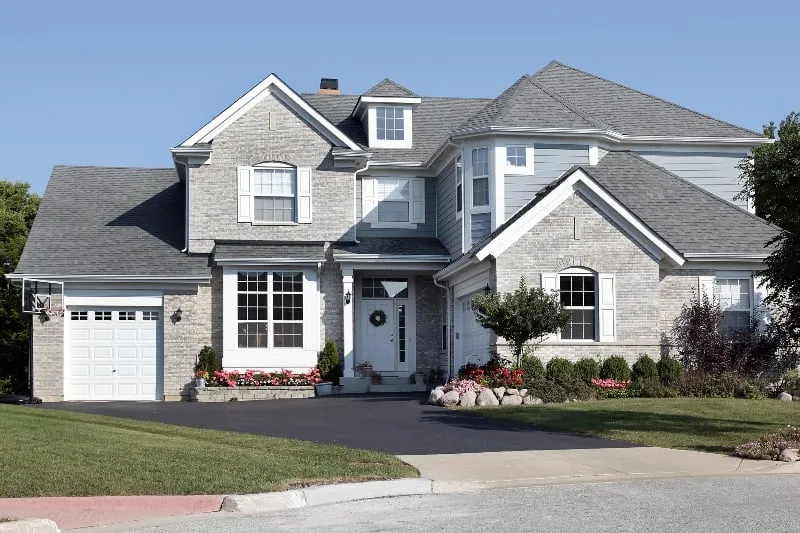 Reliable residential landscaping with custom design in Leesburg, FL by Dean's Services