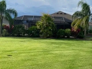 Custom landscape installation in Leesburg, FL by Dean's Services