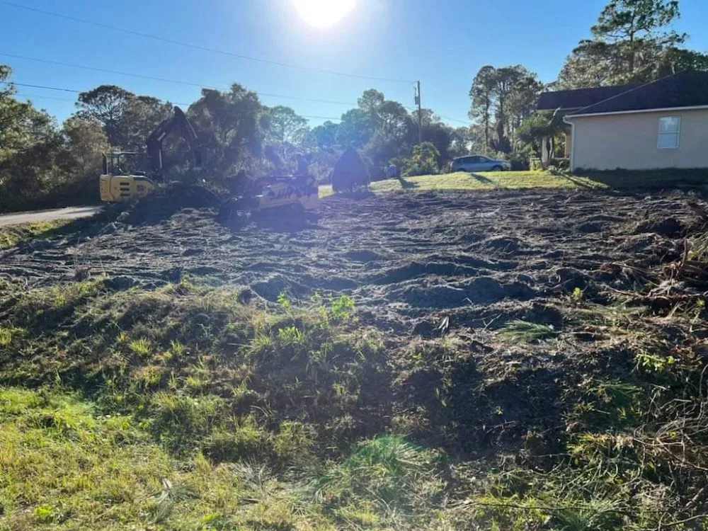 Custom garden landscaping in Venice, FL by Deans Tree Service and Paver Division