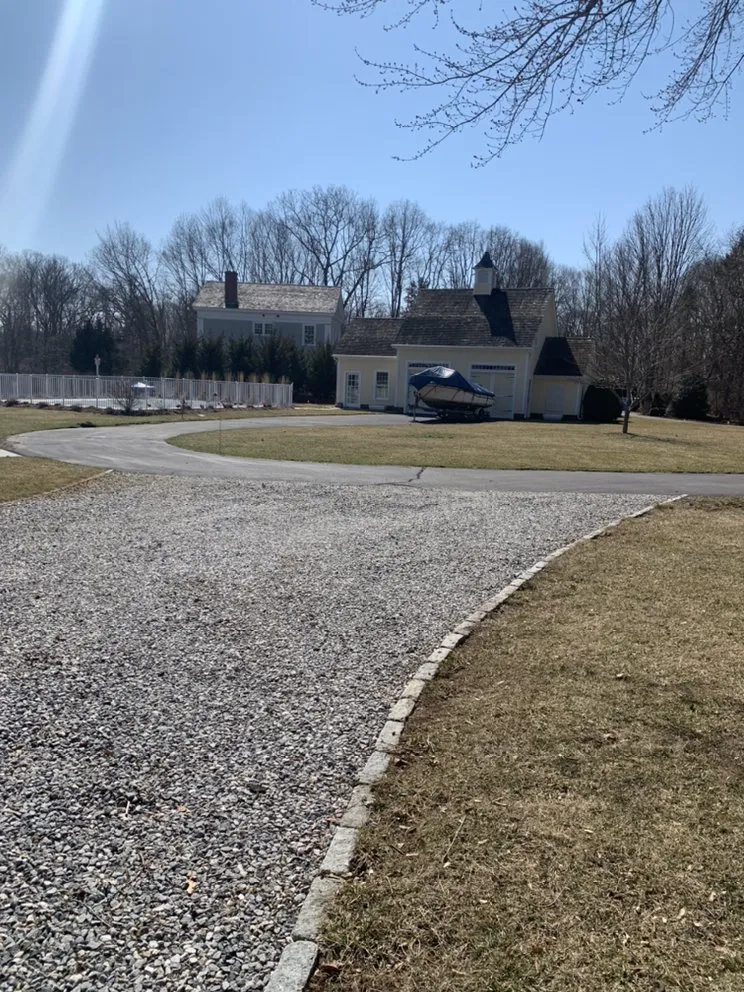 Professional yard maintenance in Westbrook, CT - DeAntonis Landscaping