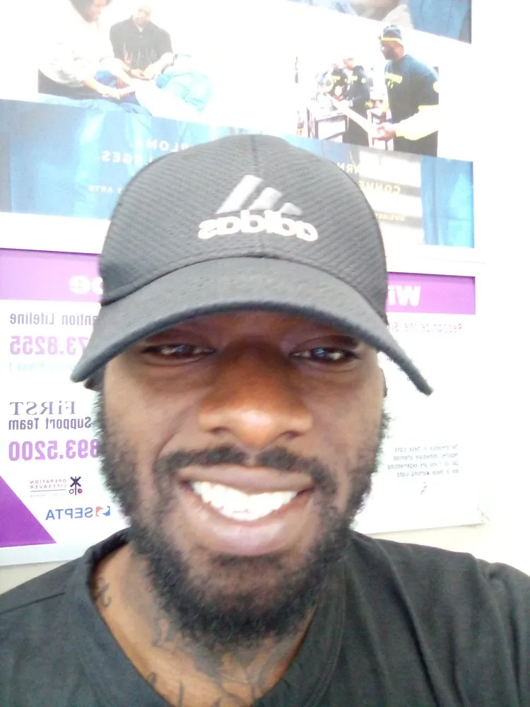 Local yard cleanup service experts serving Norristown, PA - Dea'Quan Brown Landscaping