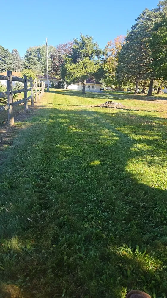 Custom landscaping services in Blissfield, MI by Deaton’s Landscaping