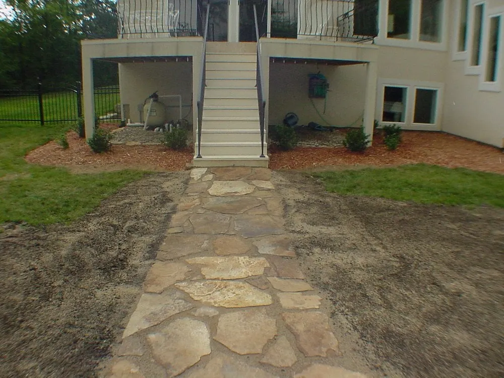 Reliable landscape design in Cleveland, MO - Debbie's Lawn Busters