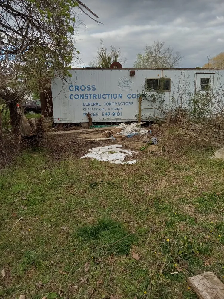 Custom landscape design experts serving Newport News, VA - Debonair Clean