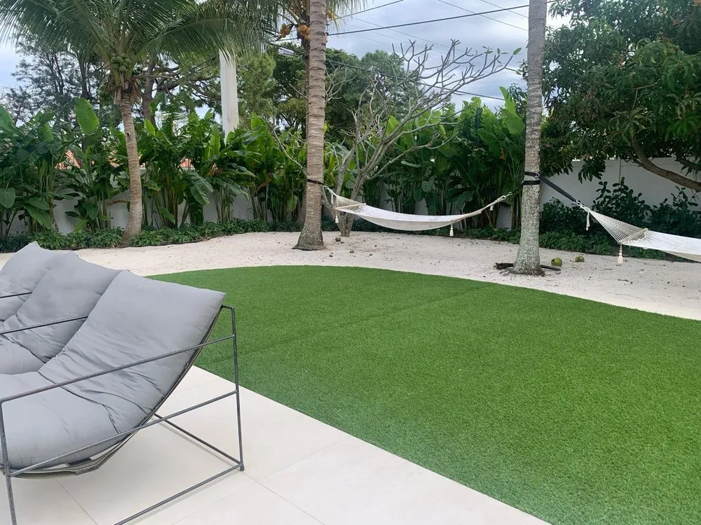 Custom outdoor landscaping near you in Tamarac, FL by Decam Landscape Services