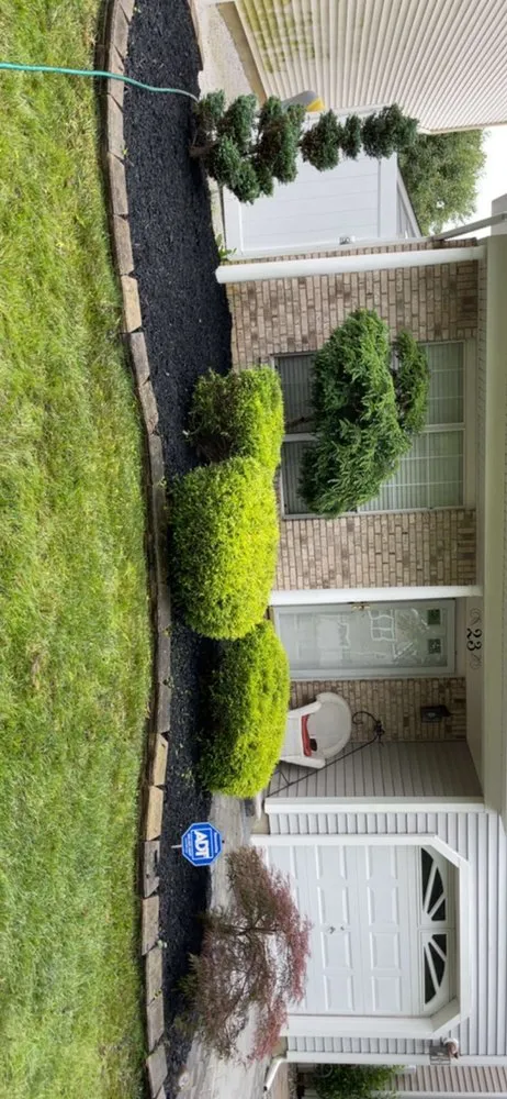 Trusted yard cleanup service in Old Bridge, NJ - Dechert Landscape