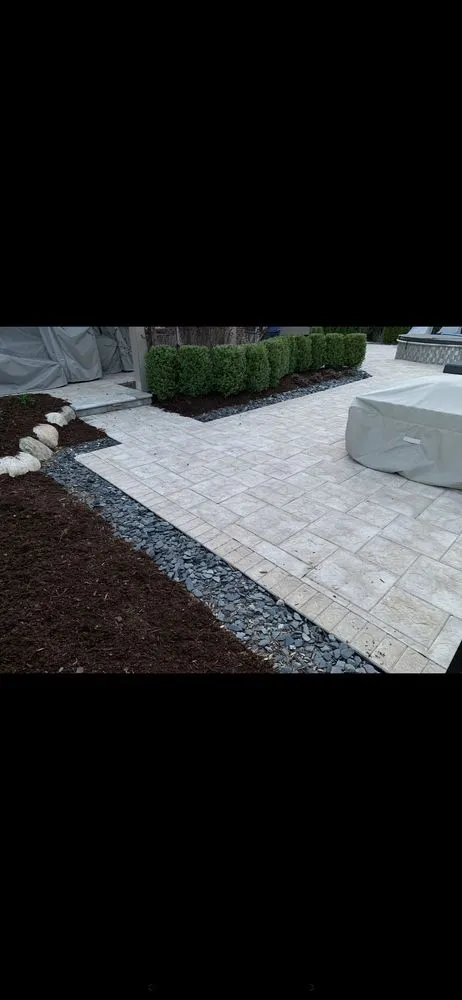 Top-rated landscape installation in Bloomfield Hills, MI - Deckd Out Landscape Design
