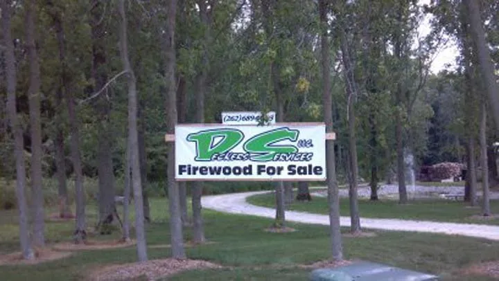 Trusted yard cleanup service in Port Washington, WI by Deckers Services