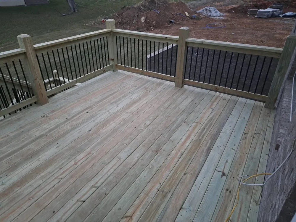 Top-rated lawn mowing service experts serving Marshfield, MO - Decks Plus