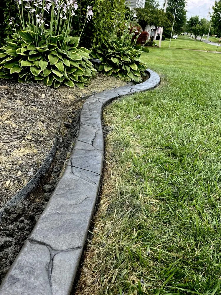 Local landscape installation experts serving Sharpsville, PA - Deco Borders & Concrete