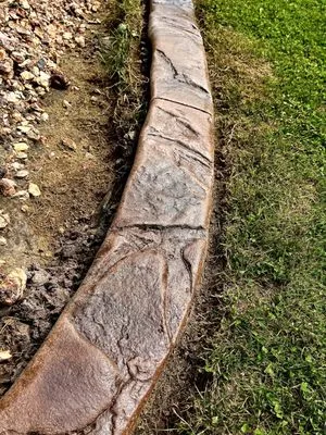 Deco Borders & Concrete