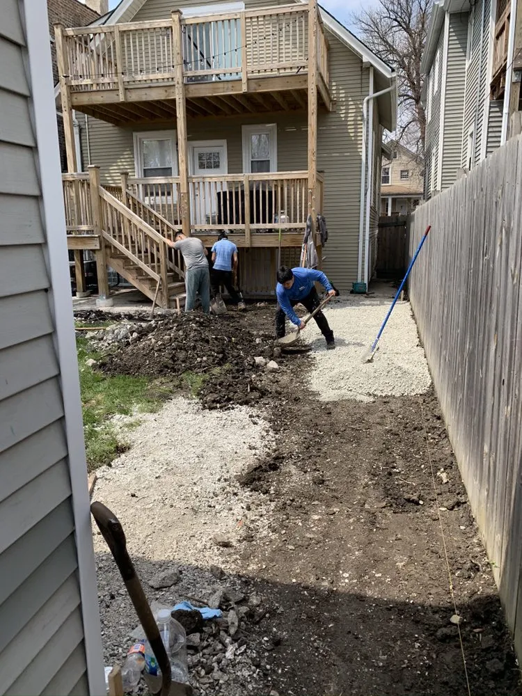 Top-rated residential landscaping for year-round maintenance in Chicago, IL by Decogarden Landscaping 1