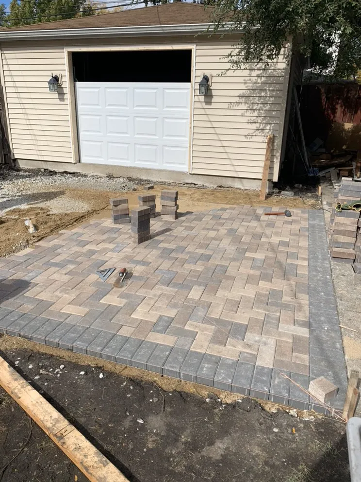 Expert lawn care service with custom design across Chicago, IL - Decogarden Landscaping 1