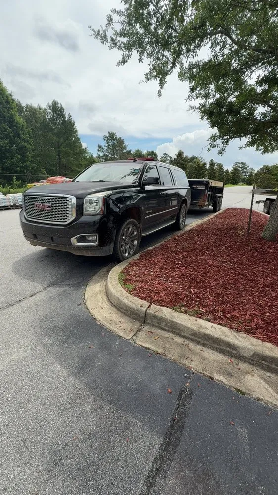 Expert residential landscaping near you in Elgin, SC by Deconlandscaping and Junk Removal