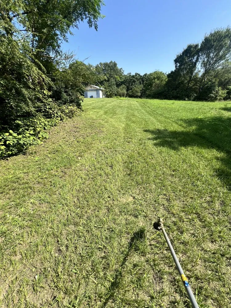 Local garden landscaping in Elgin, SC - Deconlandscaping and Junk Removal