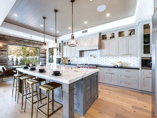 Professional residential landscaping near you across Los Angeles, CA - Decor Home Builders