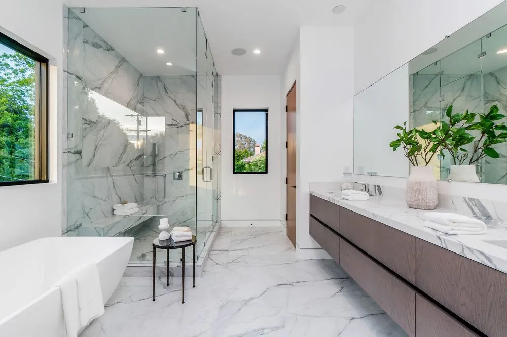 Custom landscaping services for homes in Los Angeles, CA by Decor Home Builders